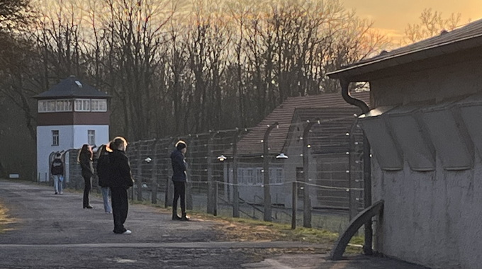 Lernen durch Verantwortung: Schüler führen Schüler in Buchenwald