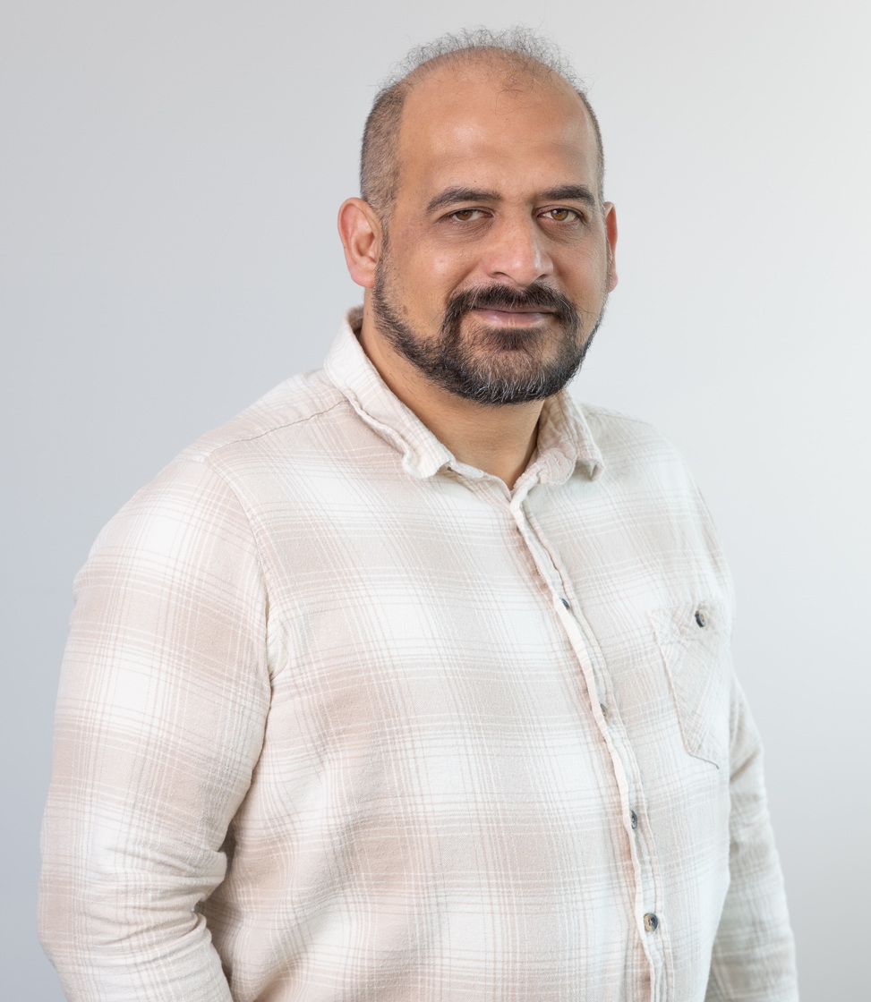Ayhan Tarlaek